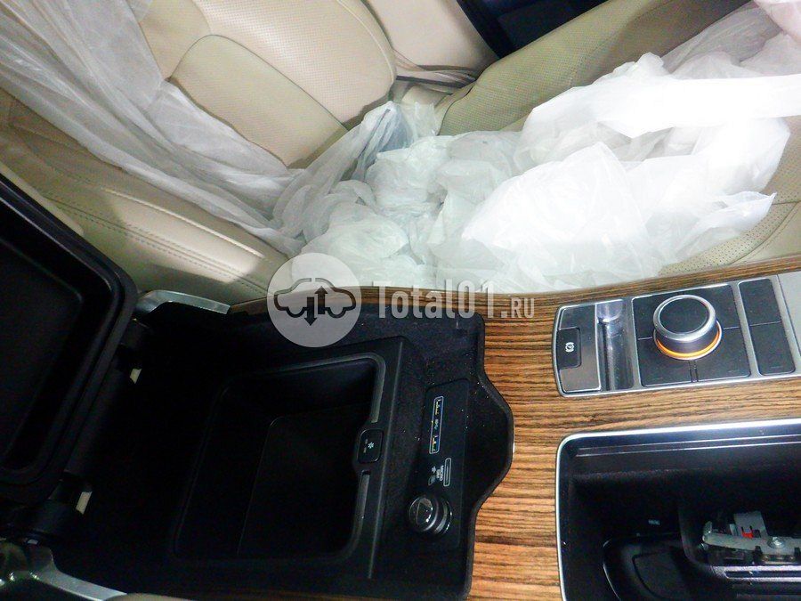 Фото Land Rover Range Rover 40