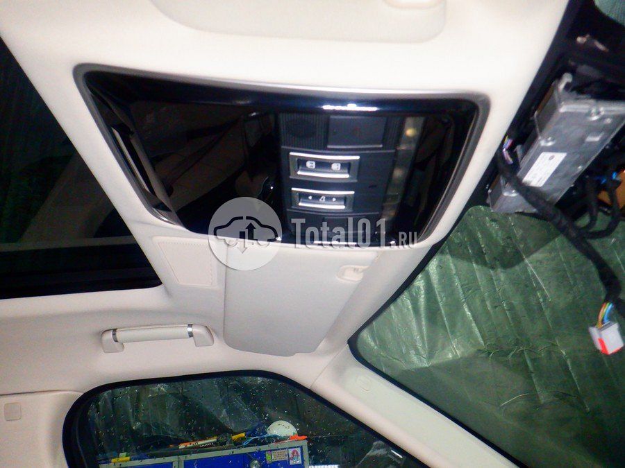 Фото Land Rover Range Rover 50