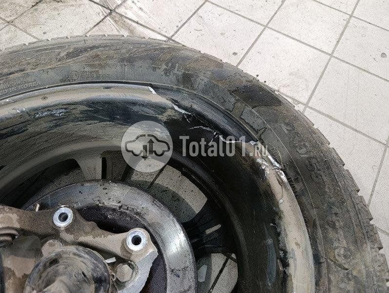 Фото Geely Monjaro 352