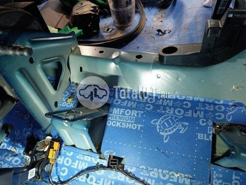 Фото Geely Monjaro 738