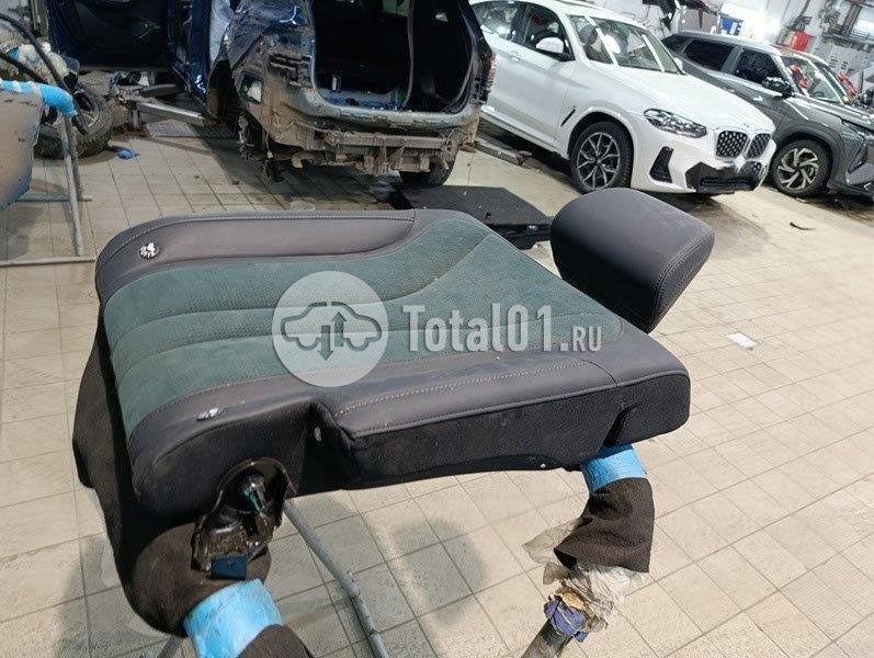 Фото Geely Monjaro 890