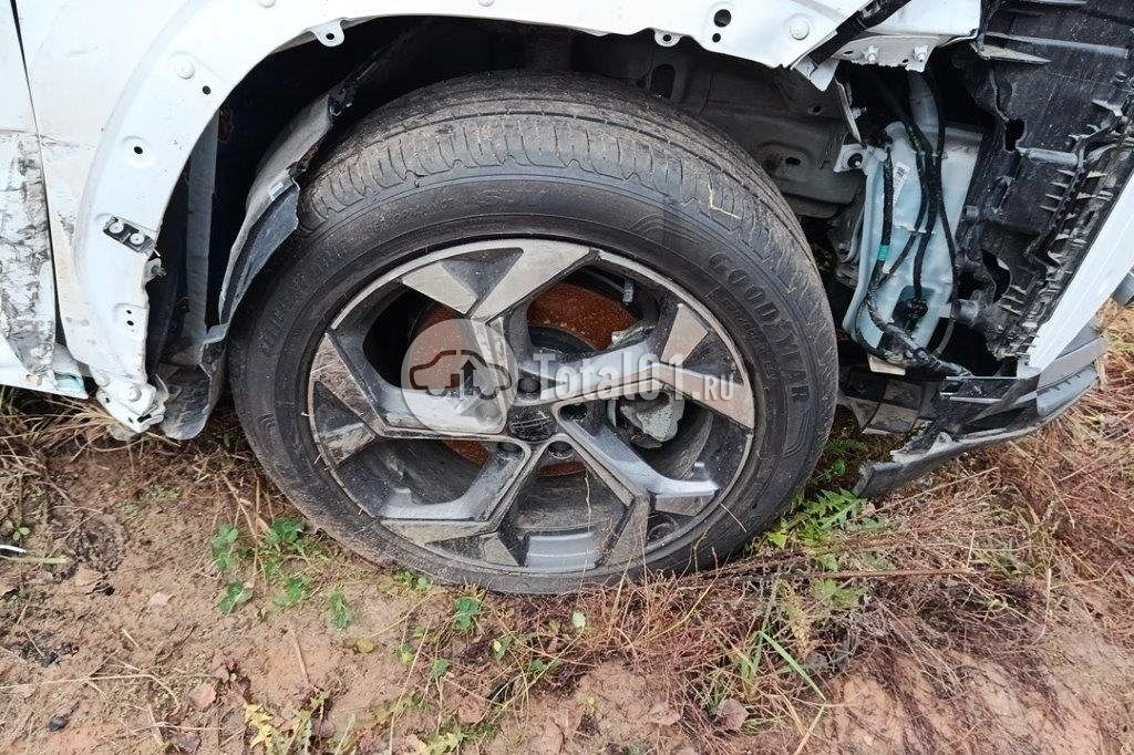 Фото Geely Atlas 38