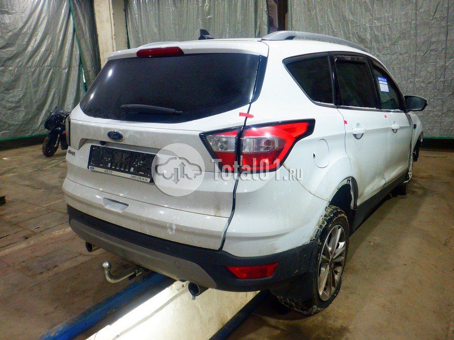 Фото Ford Kuga 14