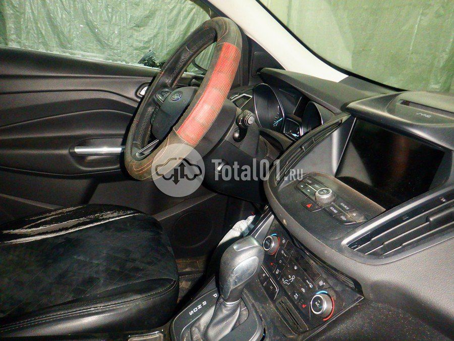 Фото Ford Kuga 32