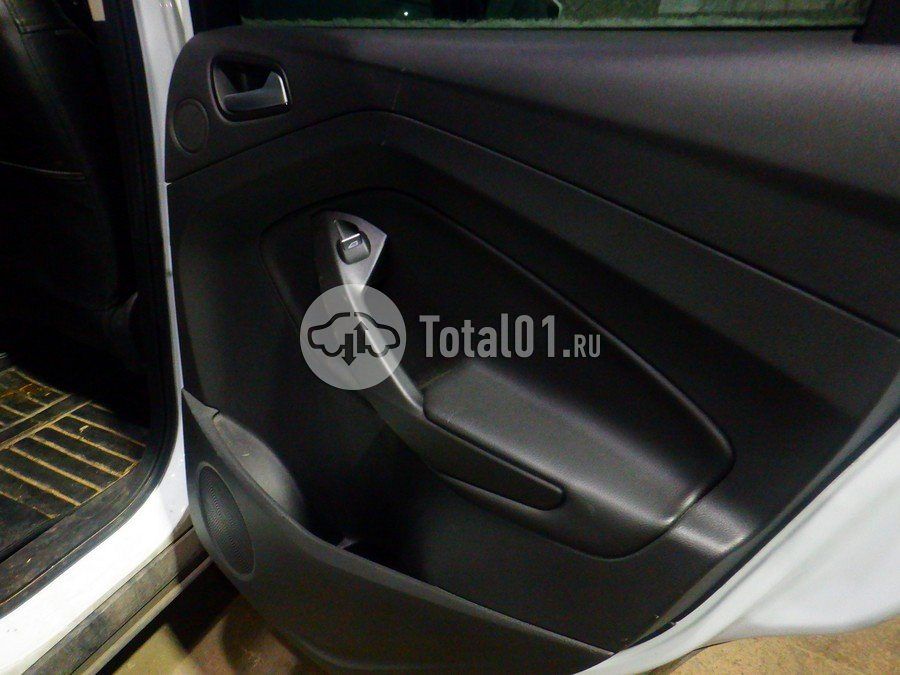 Фото Ford Kuga 44