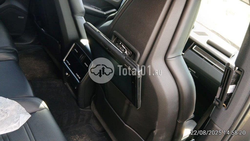 Фото Porsche Cayenne 60