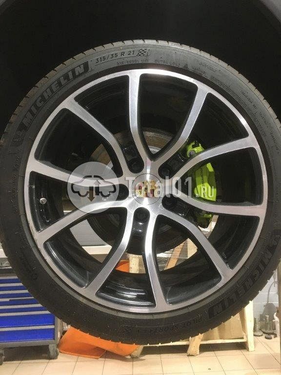 Фото Porsche Cayenne 296