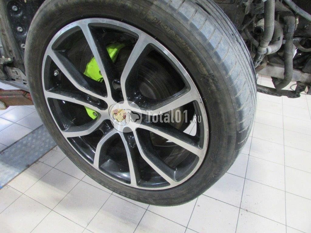 Фото Porsche Cayenne 402