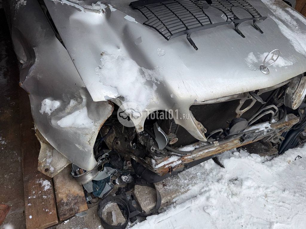 Фото Mercedes-Benz E-класс 42