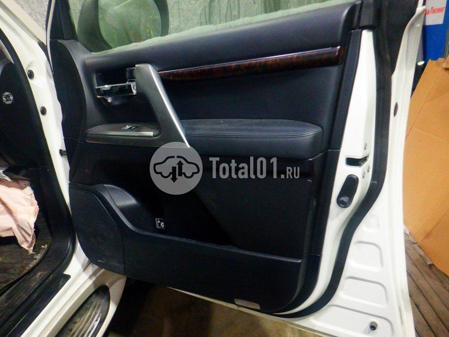 Фото Toyota Land Cruiser 20