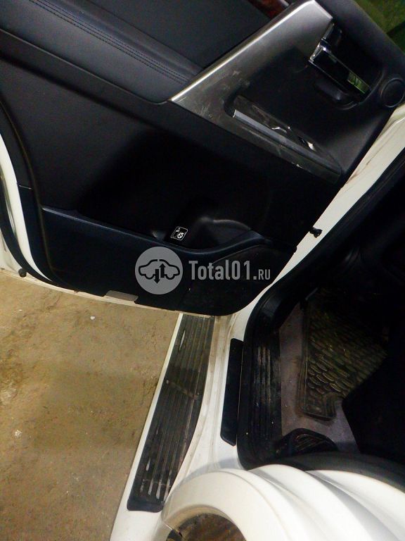 Фото Toyota Land Cruiser 78