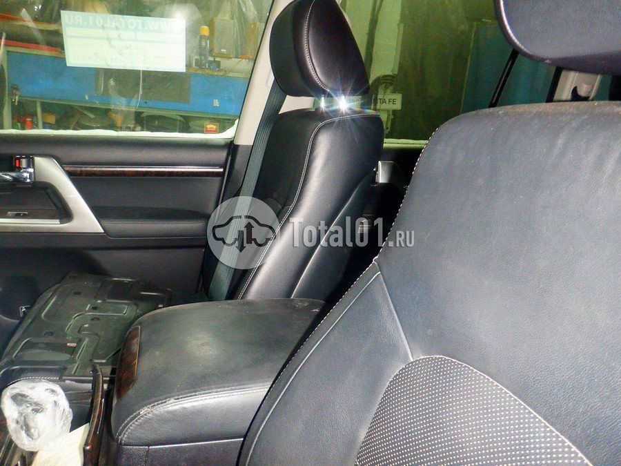 Фото Toyota Land Cruiser 104