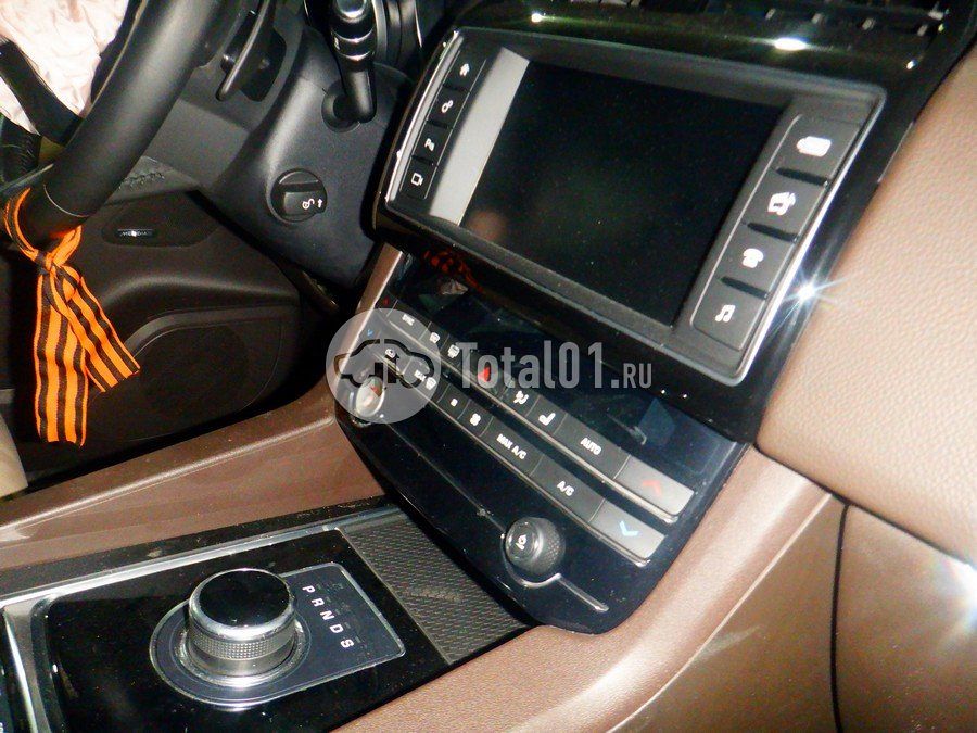 Фото Jaguar F-Pace 40