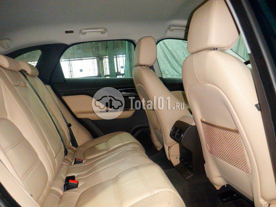 Фото Jaguar F-Pace 52