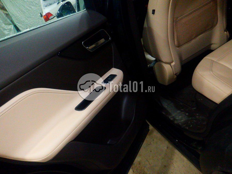 Фото Jaguar F-Pace 74