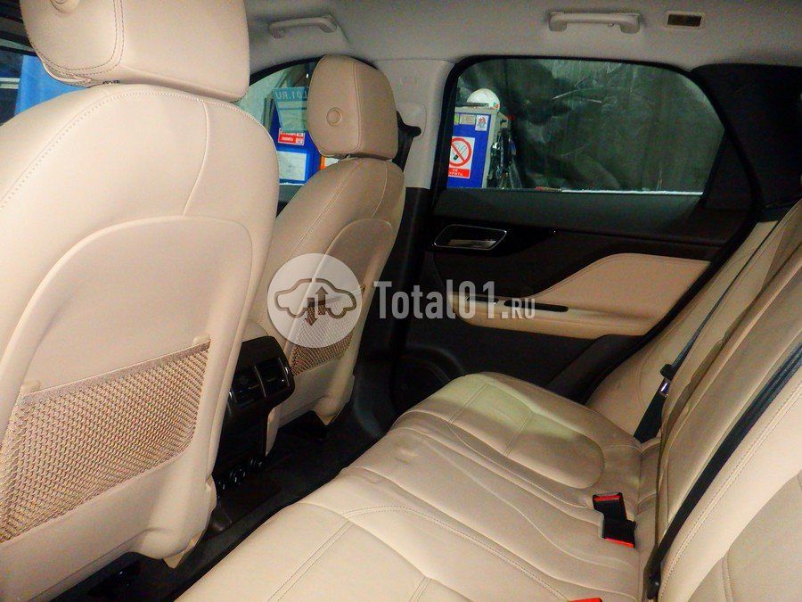 Фото Jaguar F-Pace 76