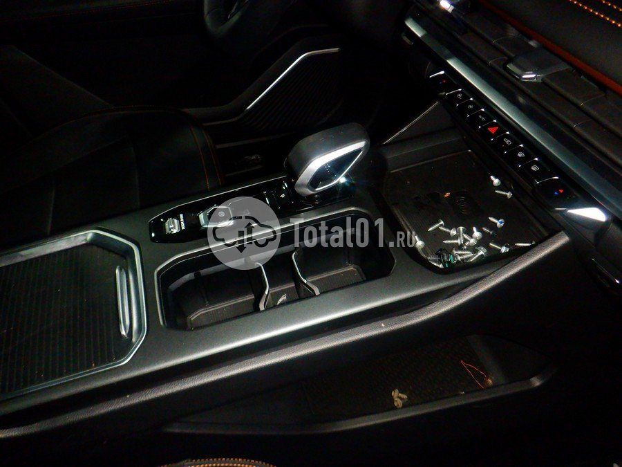 Фото Geely Okavango 40