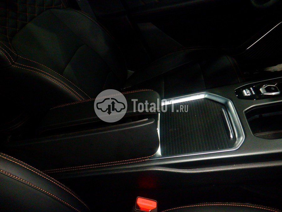 Фото Geely Okavango 42