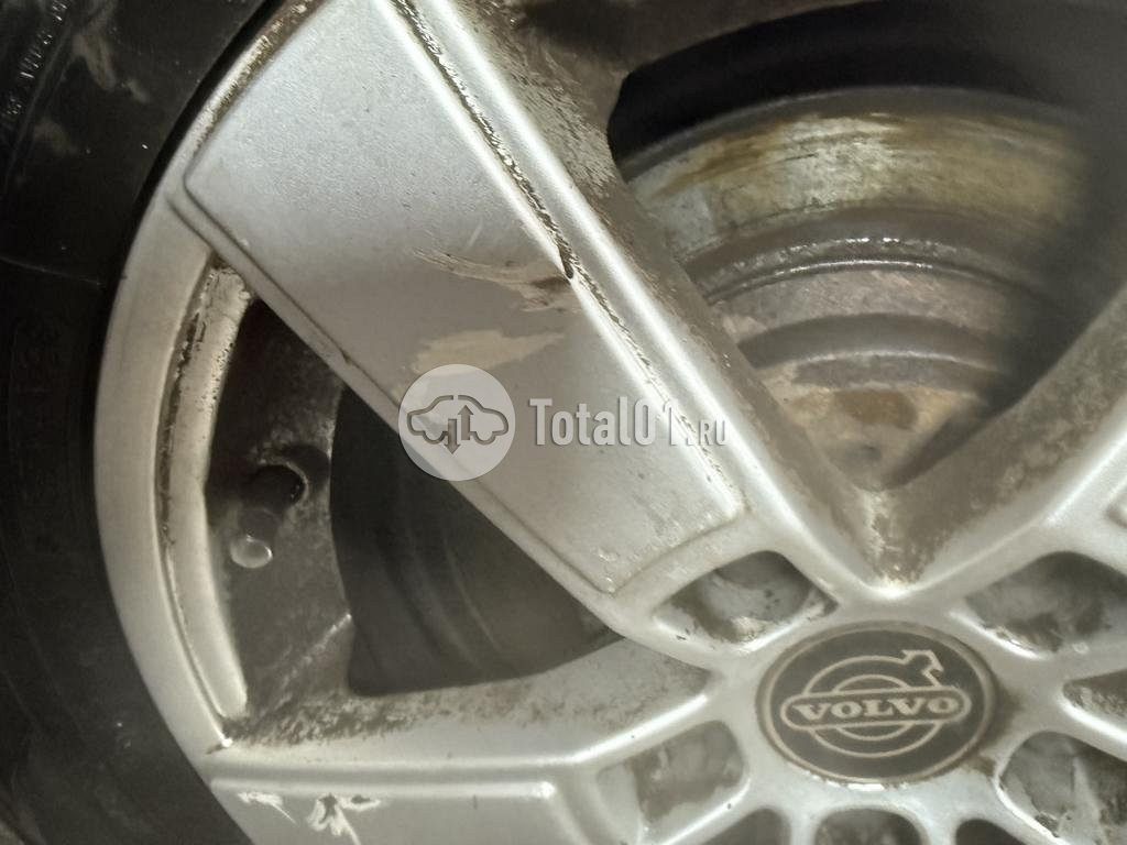 Фото Volvo S60 26