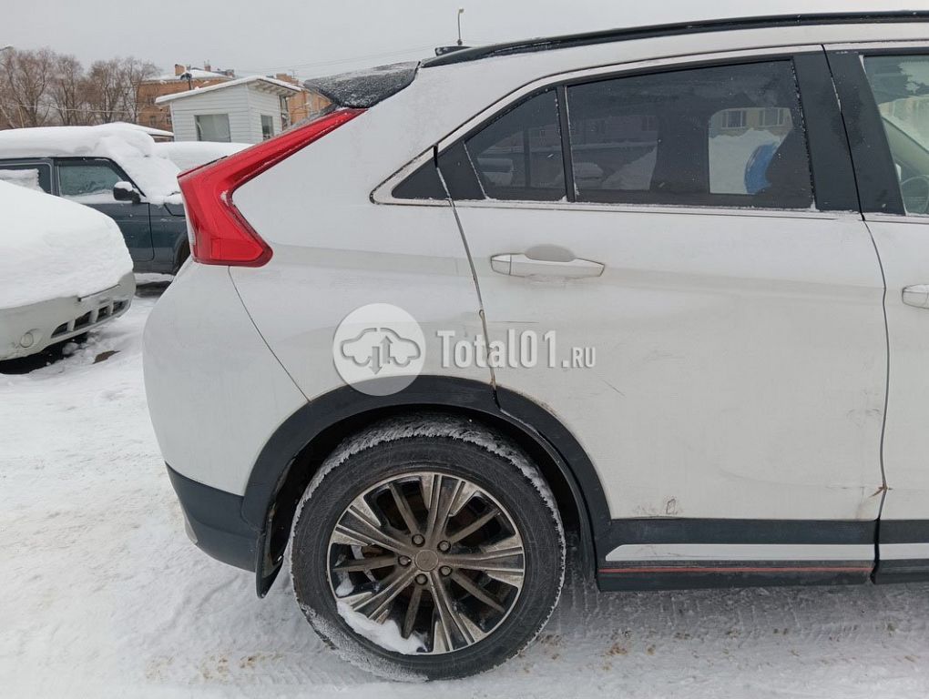 Фото Mitsubishi Eclipse Cross 44