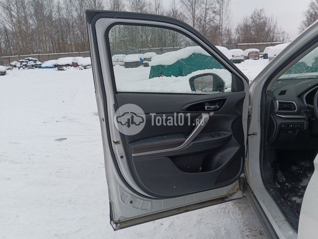 Фото Mitsubishi Eclipse Cross 86