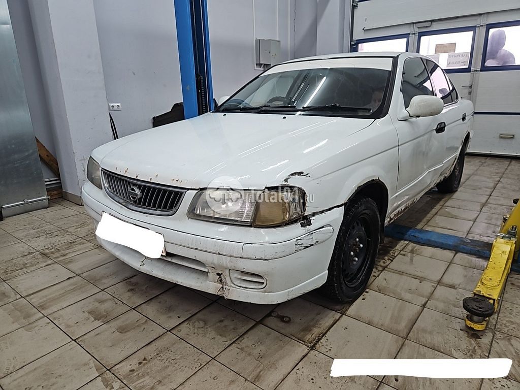 Фото Nissan Sunny 4