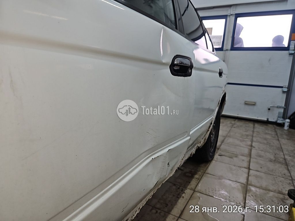 Фото Nissan Sunny 14