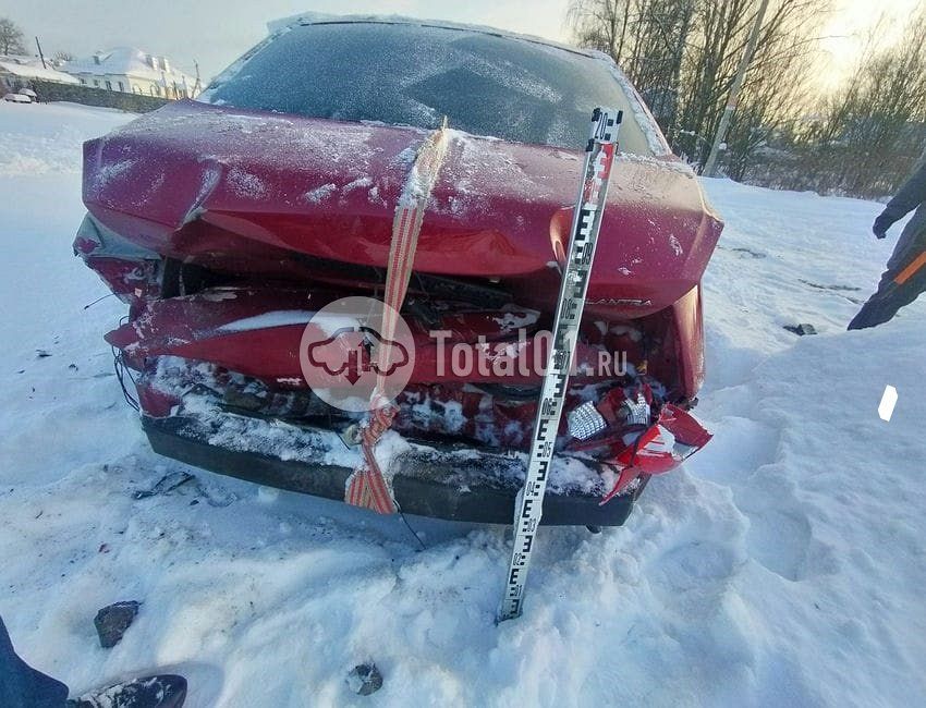 Фото Hyundai Elantra 6