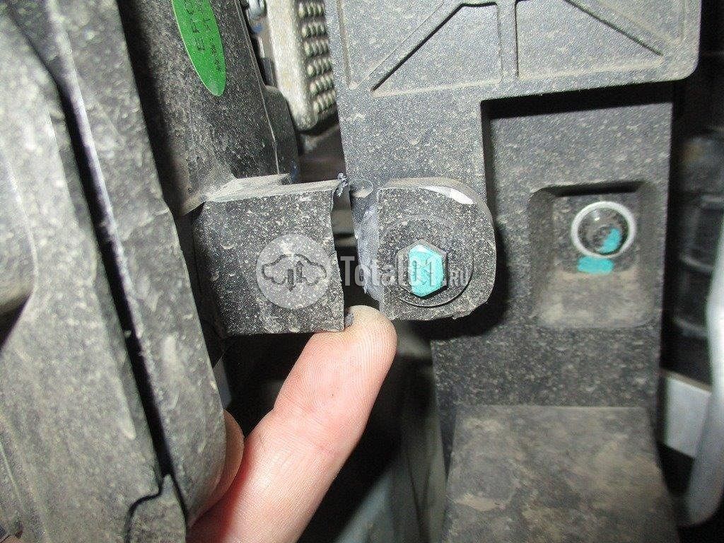 Фото Geely Emgrand 48