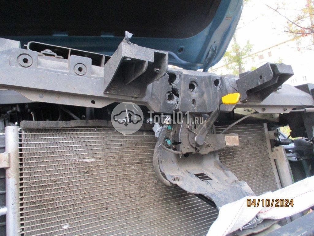 Фото Geely Emgrand 450