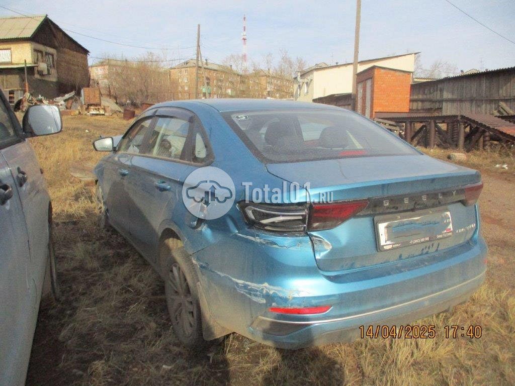 Фото Geely Emgrand 484