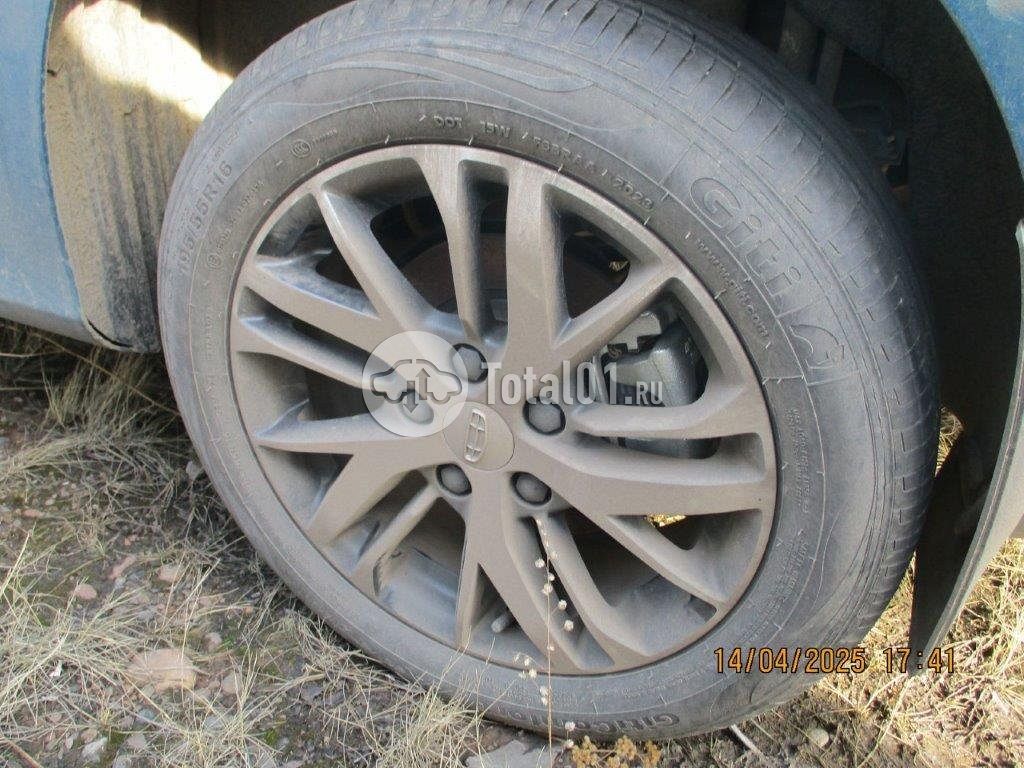 Фото Geely Emgrand 492