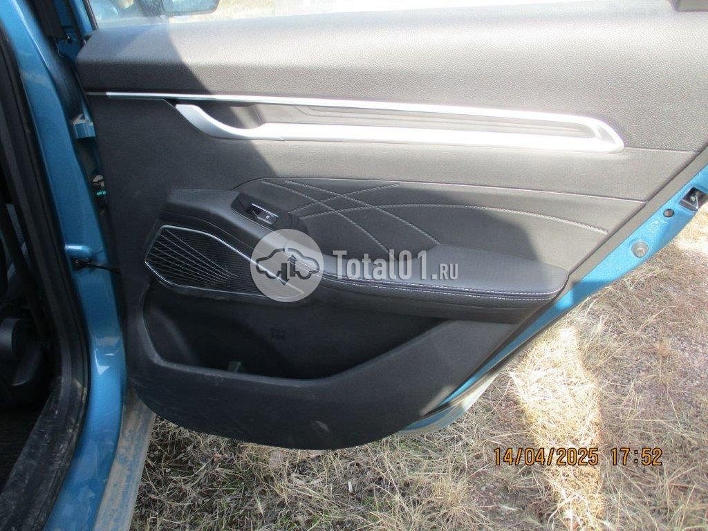 Фото Geely Emgrand 542