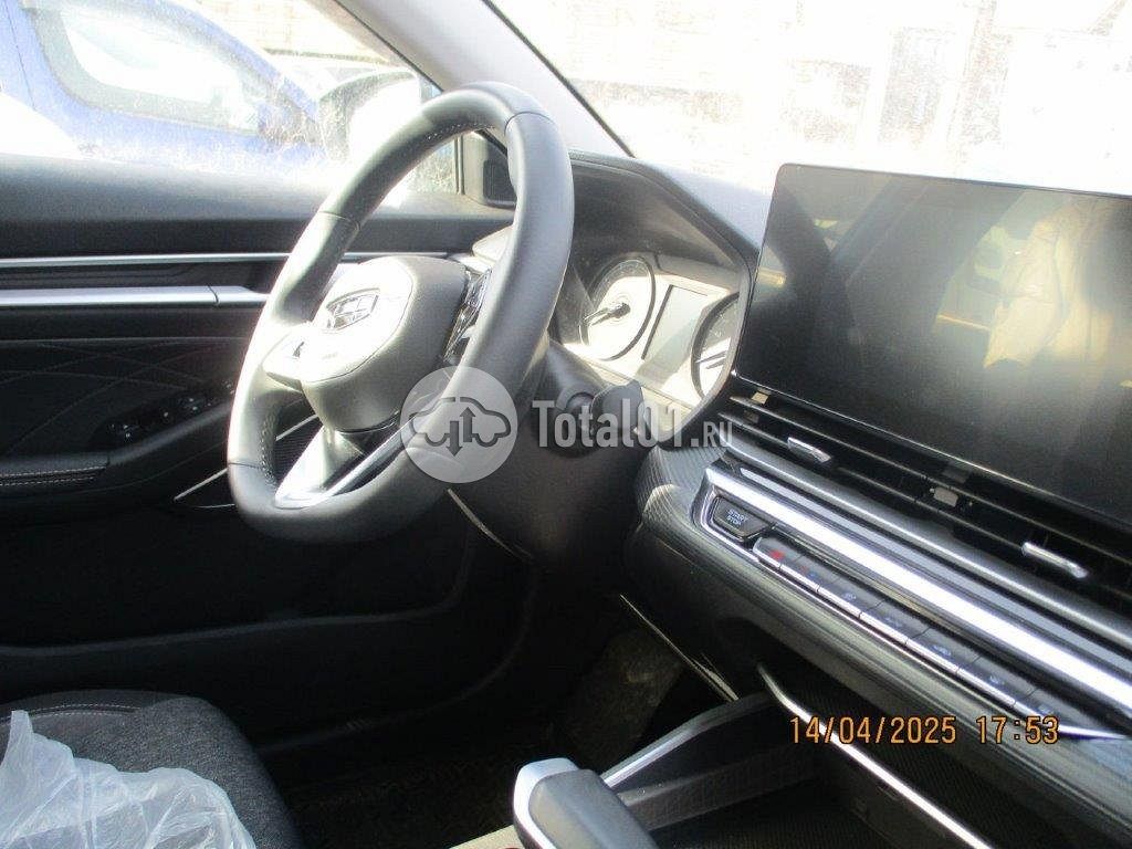 Фото Geely Emgrand 558