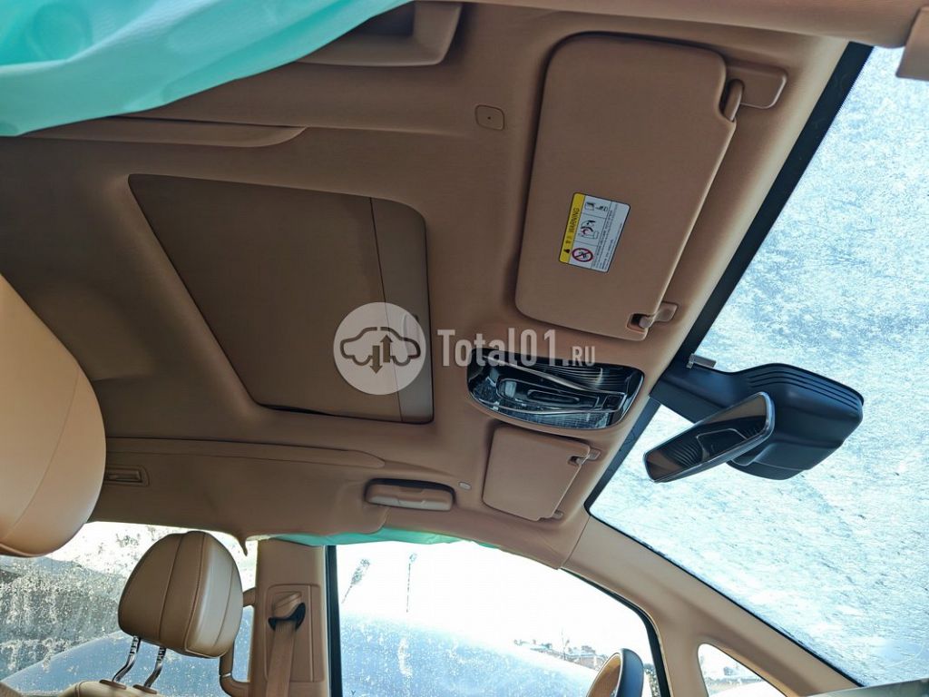 Фото Voyah Dreamer 14