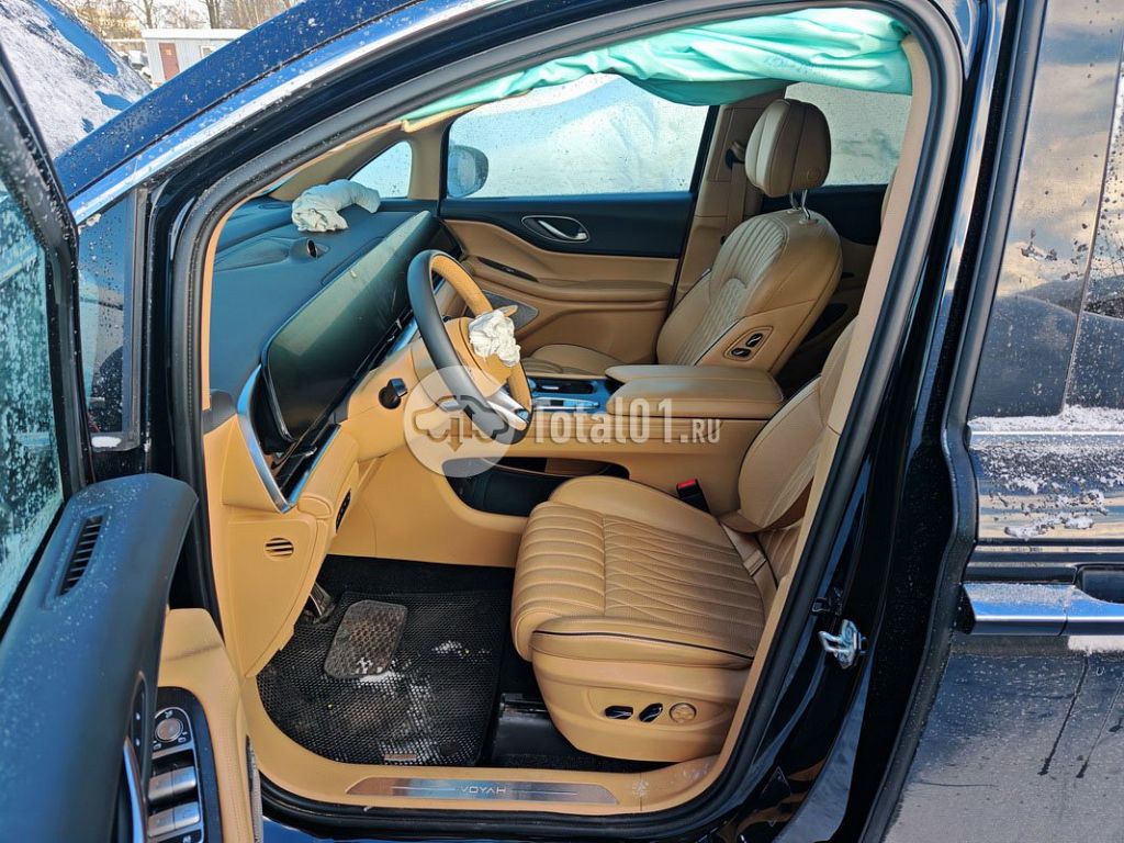 Фото Voyah Dreamer 168