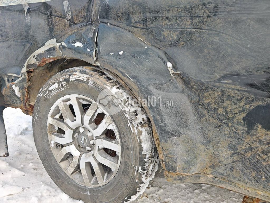 Фото Nissan Pathfinder 80