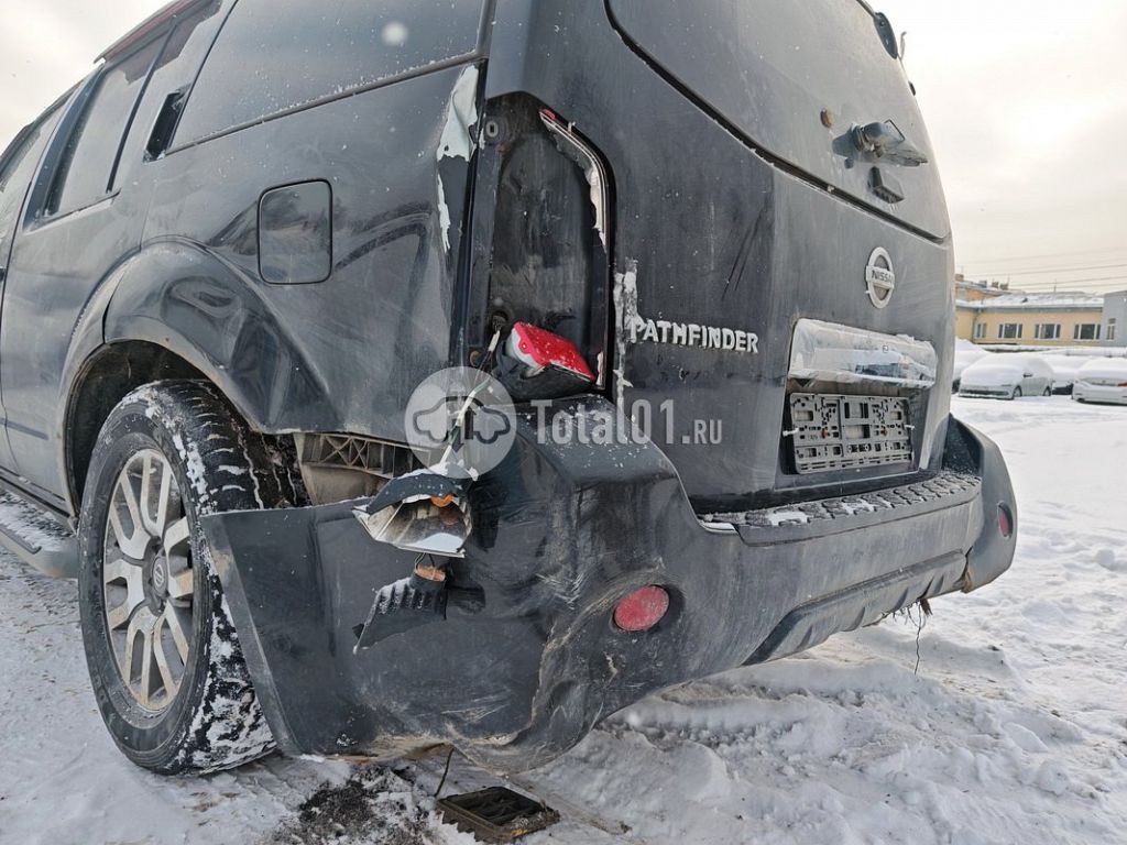 Фото Nissan Pathfinder 104