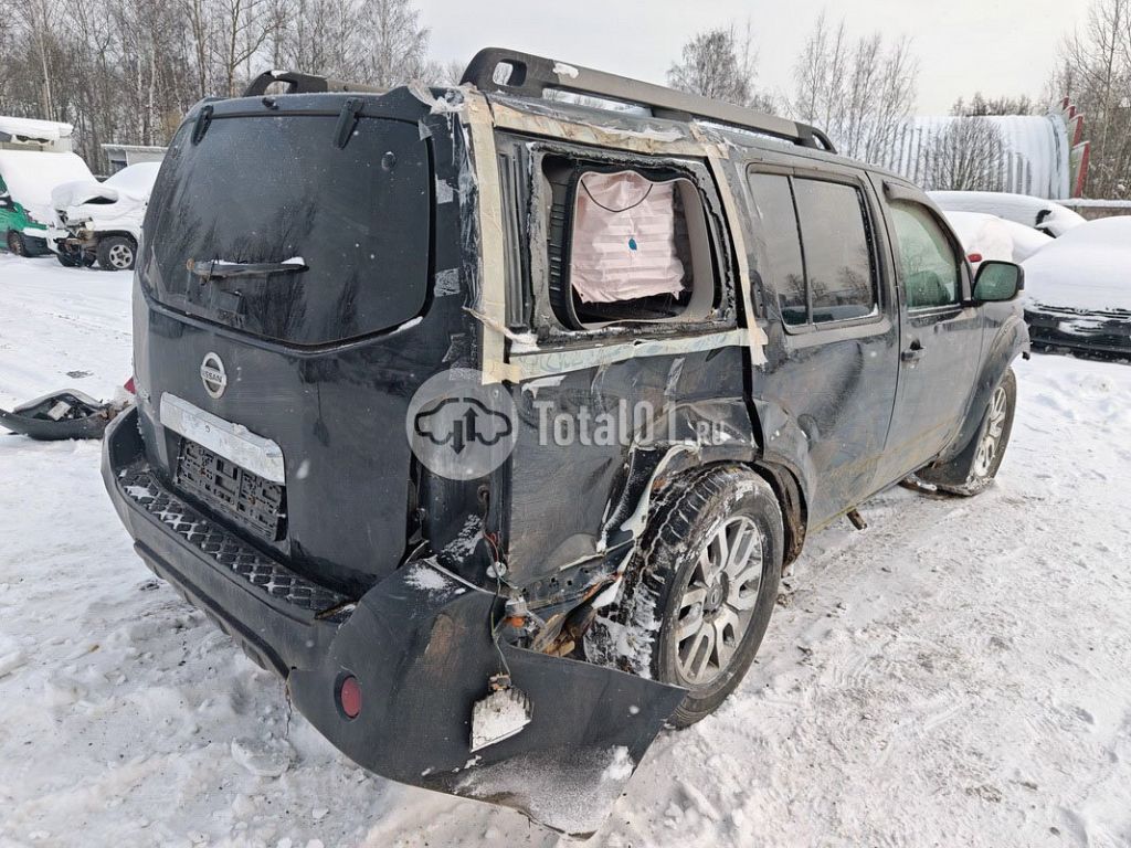 Фото Nissan Pathfinder 108