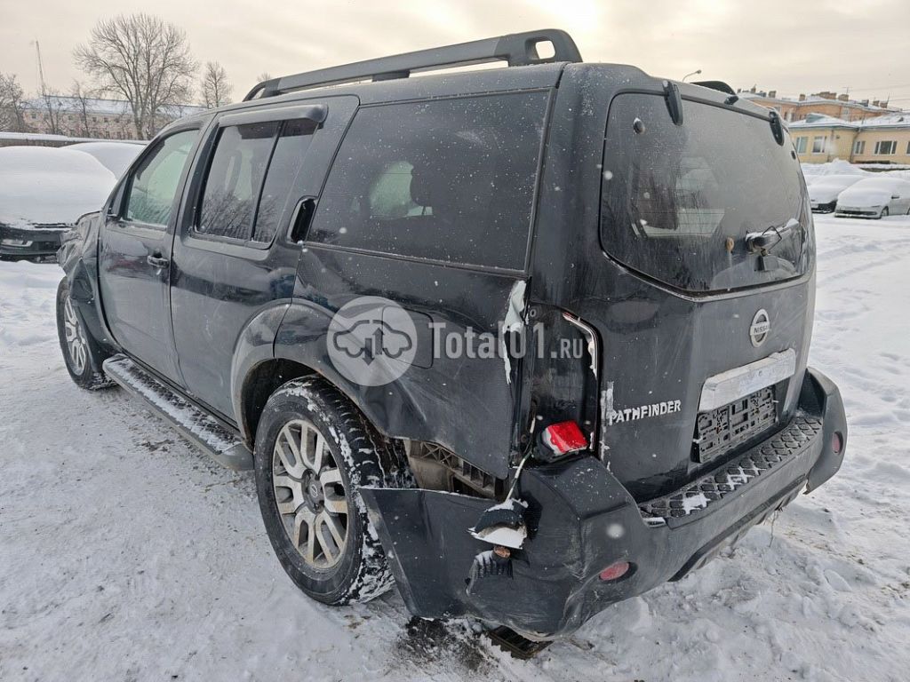 Фото Nissan Pathfinder 152
