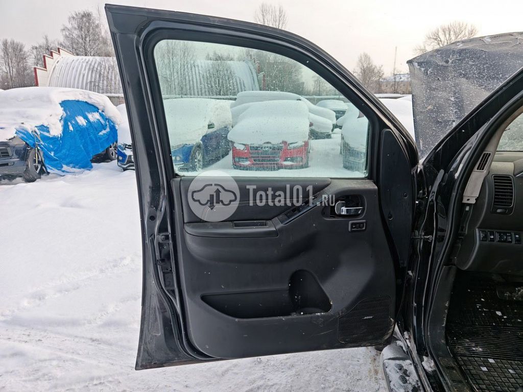 Фото Nissan Pathfinder 176