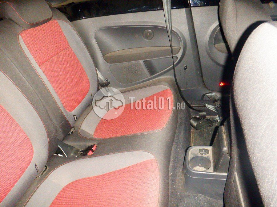 Фото Volkswagen Beetle 34