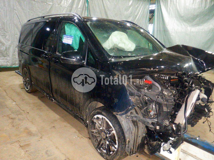 Фото Mercedes-Benz V-класс 10