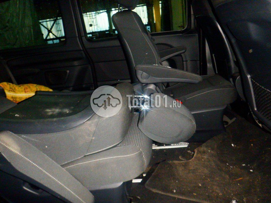 Фото Mercedes-Benz V-класс 48