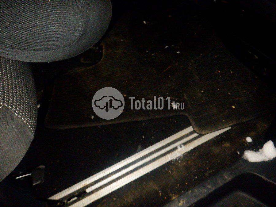 Фото Mercedes-Benz V-класс 70