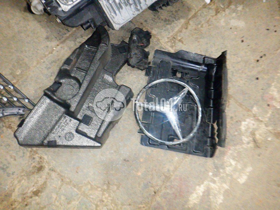 Фото Mercedes-Benz V-класс 350