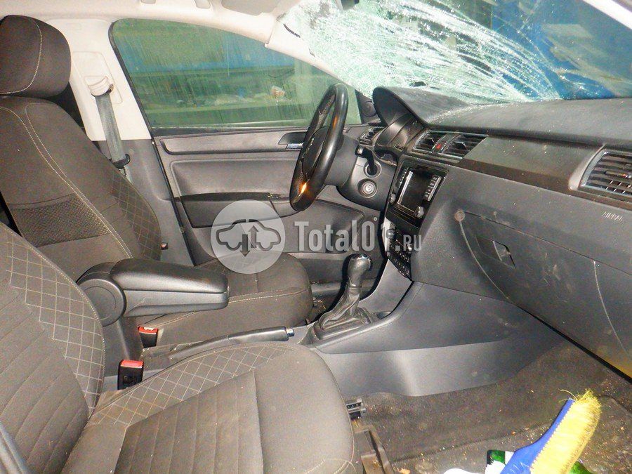 Фото Skoda Rapid 22