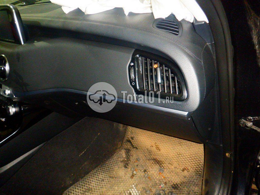 Фото KIA Stinger 24