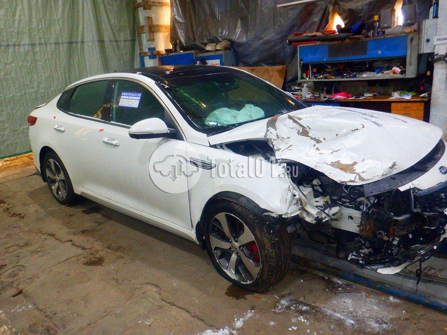 Фото KIA Optima 10