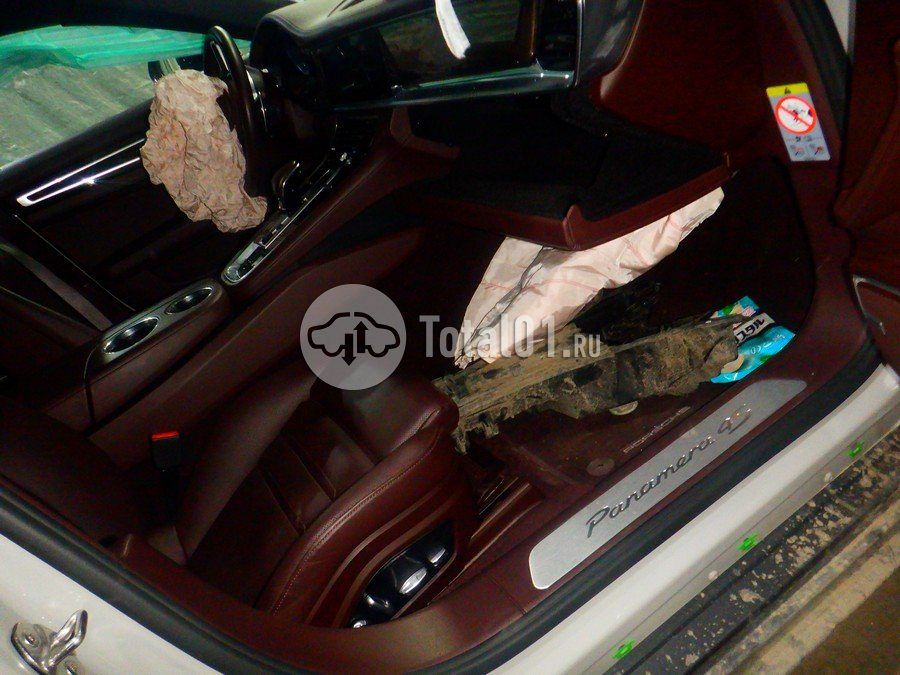 Фото Porsche Panamera 4S 22